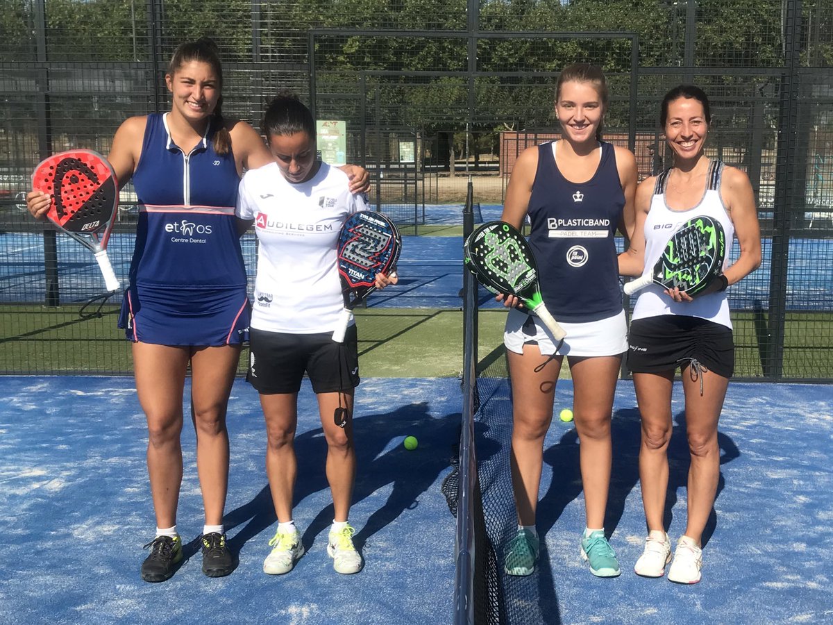 FCatalanaPadel's tweet photo. 🏆 Circuit Absolut #SGranSlamFCP
📍Catalunya Pàdel Club 
🔝 Final 🚺

🔴 EN DIRECTE #Youtube

Jugant @bellver_sandra / Marina Guinart vs @EugeniaGuimet / @nuriarivasv 

Segueix-lo  ara en DIRECTE i no et perdis res del que passi

➡️ https://t.co/tQmrLkRJX4 https://t.co/1oJECxieVR