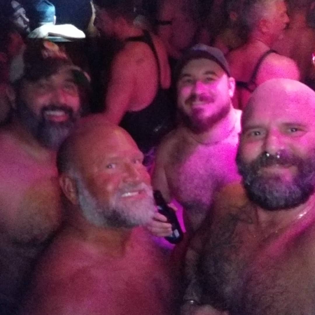 Wilton Bear tweet media
