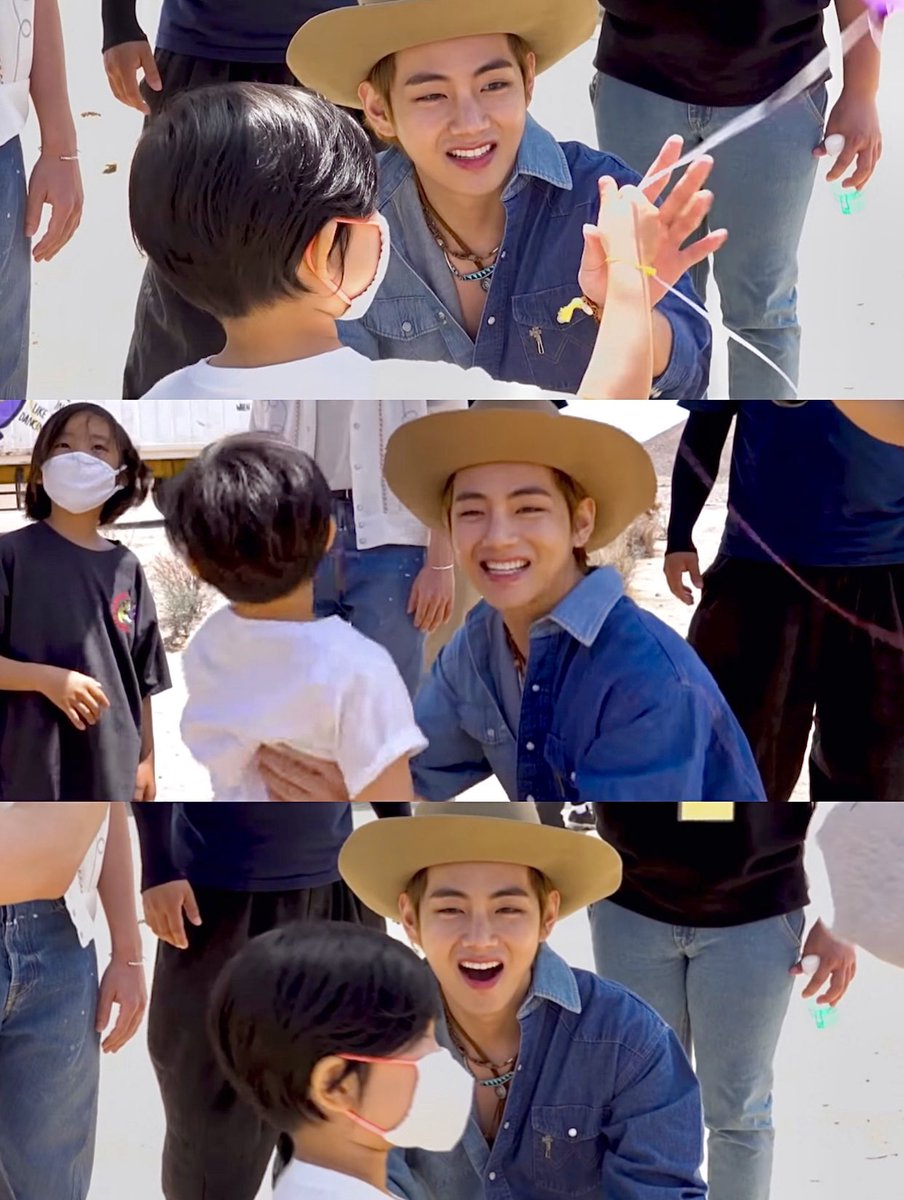 LOOK AT HIM 😭😭😭