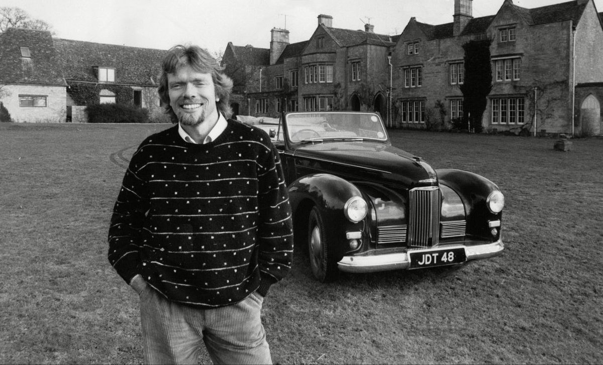 Superstar_Cars's tweet image. Happy Birthday to #RichardBranson, business magnate, spaceman, and champion of ground-breaking music, from prog to punk. 

📷 Manor Studio, home of Virgin’s first release - and first No.1  - Mike Oldfield’s Tubular Bells. Neville Marriner, 1986. 

#Rock @NewWaveAndPunk