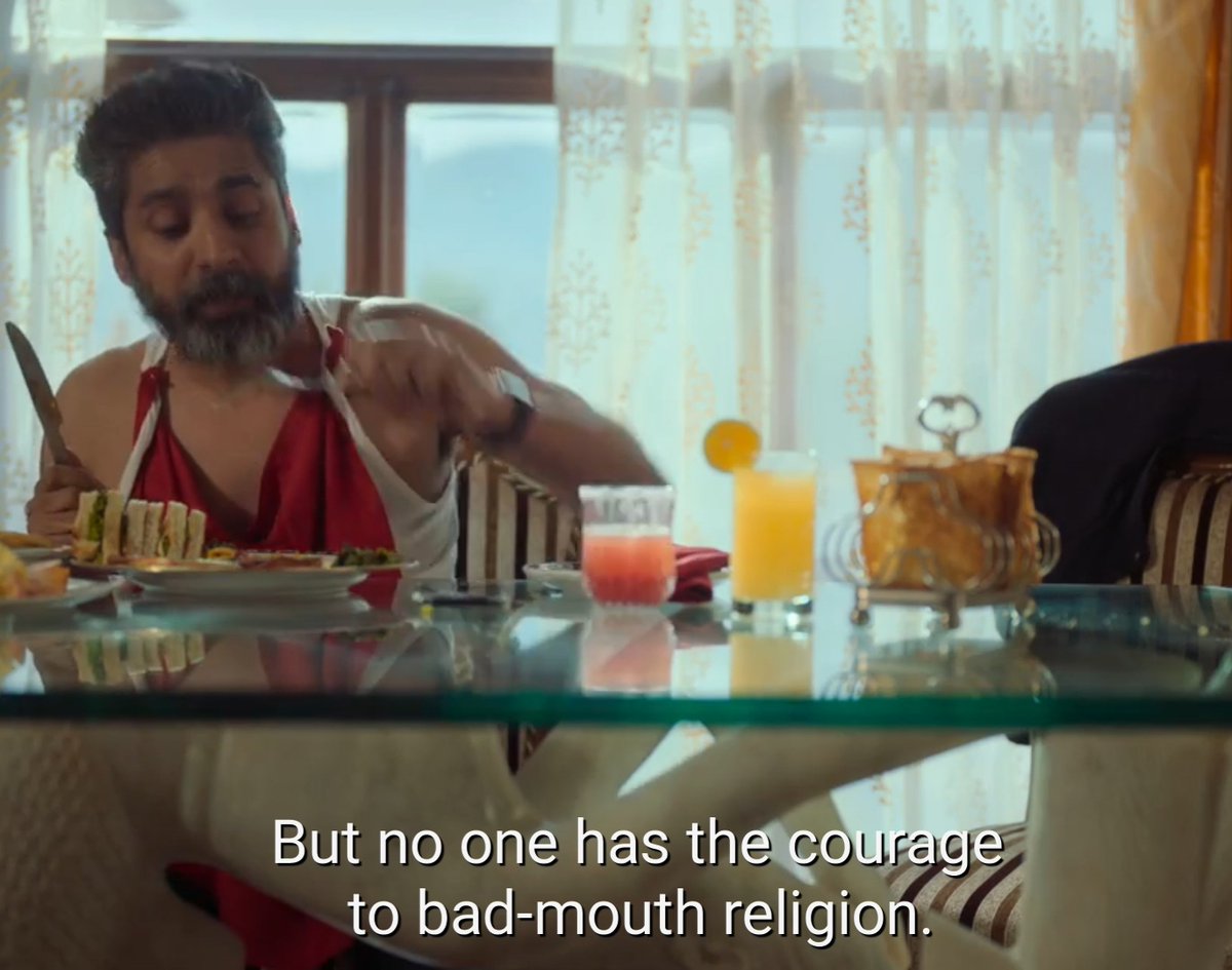 asadRbhatti's tweet photo. - Religious Star V Filmstar
- Religion V Movies

A good comparison between religious clerics and entertainment fantasy.

No one Dare to bad-mouth religious beliefs and cult.

#RayOnNetflix https://t.co/dml5kcx72q