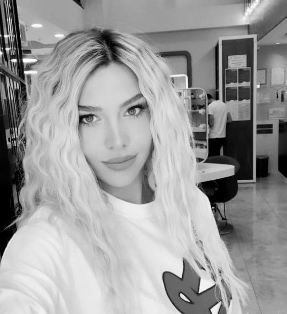 ilaydacandyfc's tweet photo. Herkese günaydınn 🌈💛 @ilaydasekeresmi 

#Survivor2021 #İlaydaŞeker https://t.co/J3OBnQhZCr
