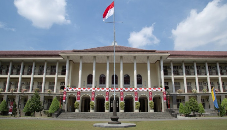 UGMYogyakarta's tweet image. Prodi #UGM Terus Raih dan Pertahankan Pengakuan Internasional ugm.ac.id/id/berita/2139…