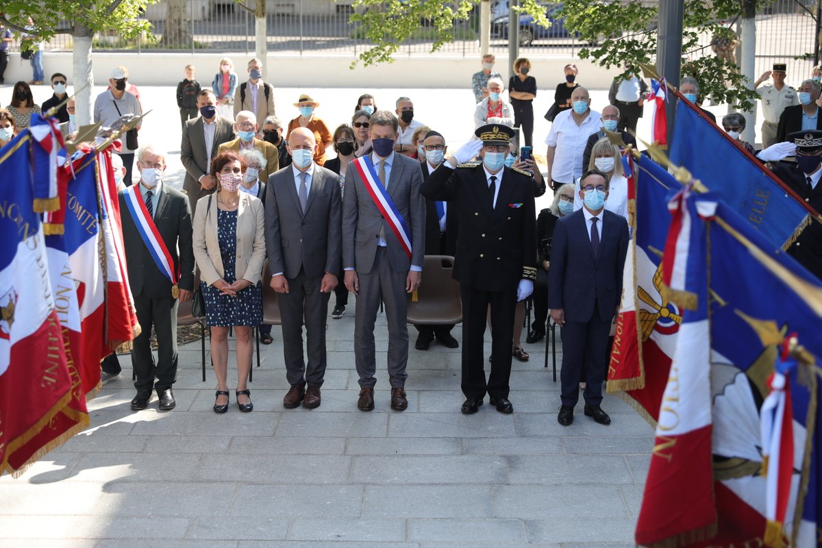 Prefet54's tweet photo. Journée nationale à la #mémoire des victimes des crimes racistes et antisémites de l’État français et d'hommage aux #Justes : "Cette journée invite chaque Français à l’éveil et à la vigilance face à l’extrémisme, à l’antisémitisme et à toutes les discriminations" @gdarrieussecq https://t.co/ByM6Gtjj2v