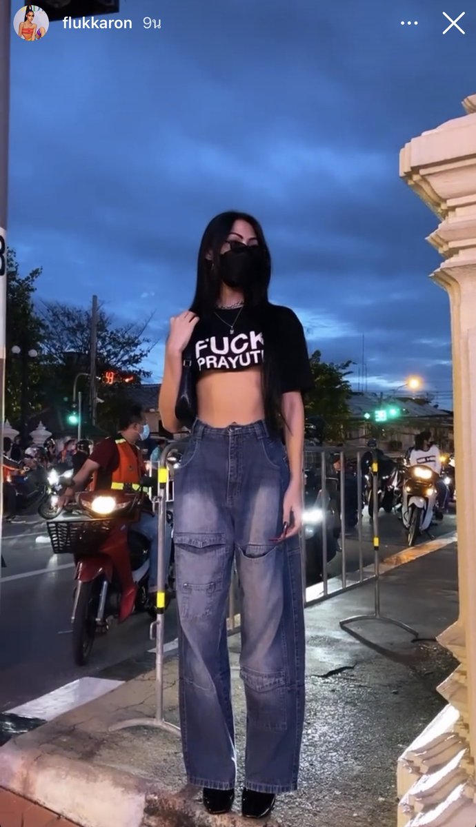 gnabakroq's tweet image. พูดจริง ทำจริง นางออกมาคอลเอ้าตลอดนะฟลุ๊คกะล่อนน่ะ ทุกคำพูดของนางมีเหตุผลหมด ไม่เคยเงียบ ฉัน respect นางมากในตอนนี้ #ม็อบ18กรกฎา