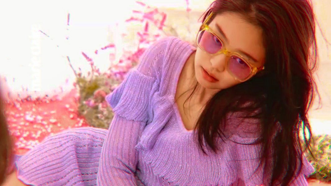 jennie tweet media