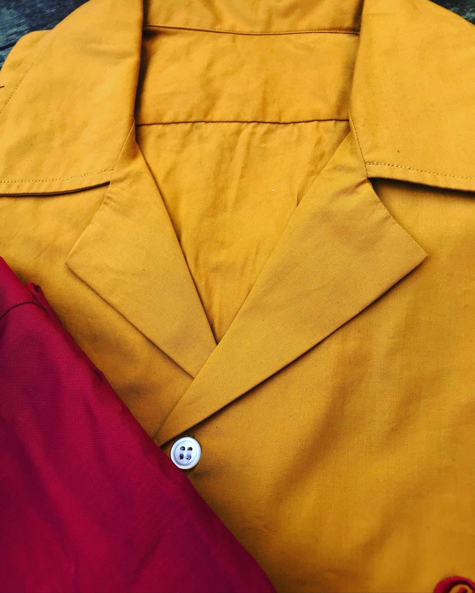 NewsfromBedlam's tweet photo. The #fivestar #fivebagger #boxy cut boxers’ #bowlingshirt !! 
Modelled here by Viscount Bedlam @ocean39797917  &amp; reigning #champion round these streets, @robtheeighth - “Rob VIII” is embroidered on his mustard colour shirt.
#Rob also models the new #snapbackhat embroidered with.. https://t.co/nKO1D6nkWO