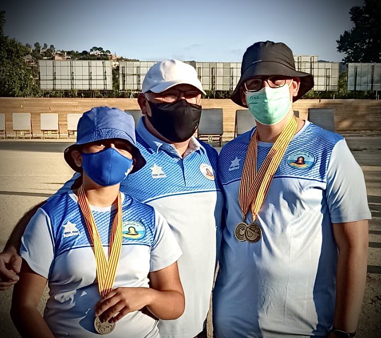 LopezMsn's tweet photo. Estos chicos permeten 😁🥇🥇
Los  campeones se ponen en marcha 🏹 https://t.co/CR1kxR1yKV