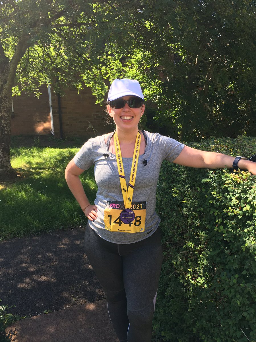 michellestclair's tweet photo. First 10K done! Would have preferred 14 degrees and cloudy skies but managed quite well considering itβs 26 and full sun! #fromehalfmarathon pics before and after. https://t.co/GB6WaQpRJy
