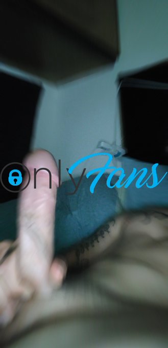 Super hard morning wood https://t.co/tceU4FbPly