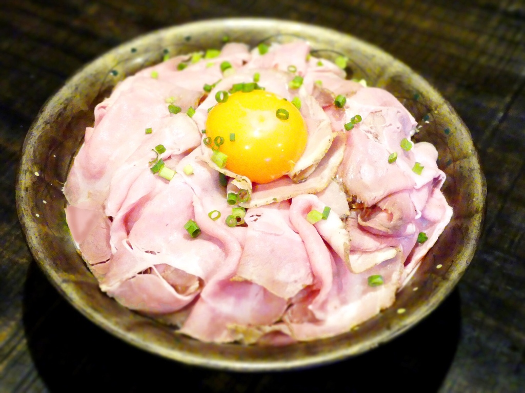 Gunma Meatfes 群馬お肉の祭典 お店 メニュー紹介 食匠 なる花のローストポーク丼 しっとりやわらかな あざやかなピンク色のローストポーク 全国丼グランプリ金賞受賞の一品 特製タレでどうぞ 顔パスチケット 販売中 イベント詳細は公式 Gunma Meatfes 群馬お肉の祭典 お店 メニュー紹介 食匠 なる花のローストポーク丼 しっとりやわらかな あざやかなピンク色のローストポーク 全国丼グランプリ金賞受賞の一品 特製タレでどうぞ 顔パスチケット 販売中 イベント詳細は公式