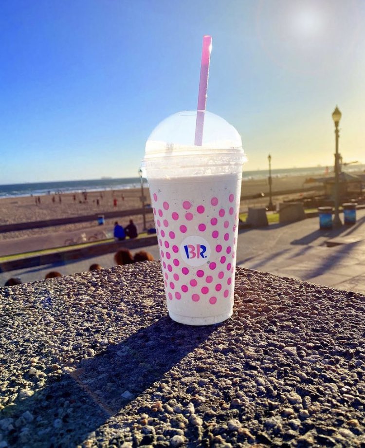 PreschoolConnex's tweet photo. National Ice Cream Day is Today-Freebies and Discounts 🍦 https://t.co/52MuMxO7ns #NationalIceCreamDay https://t.co/LTayKy77nZ
