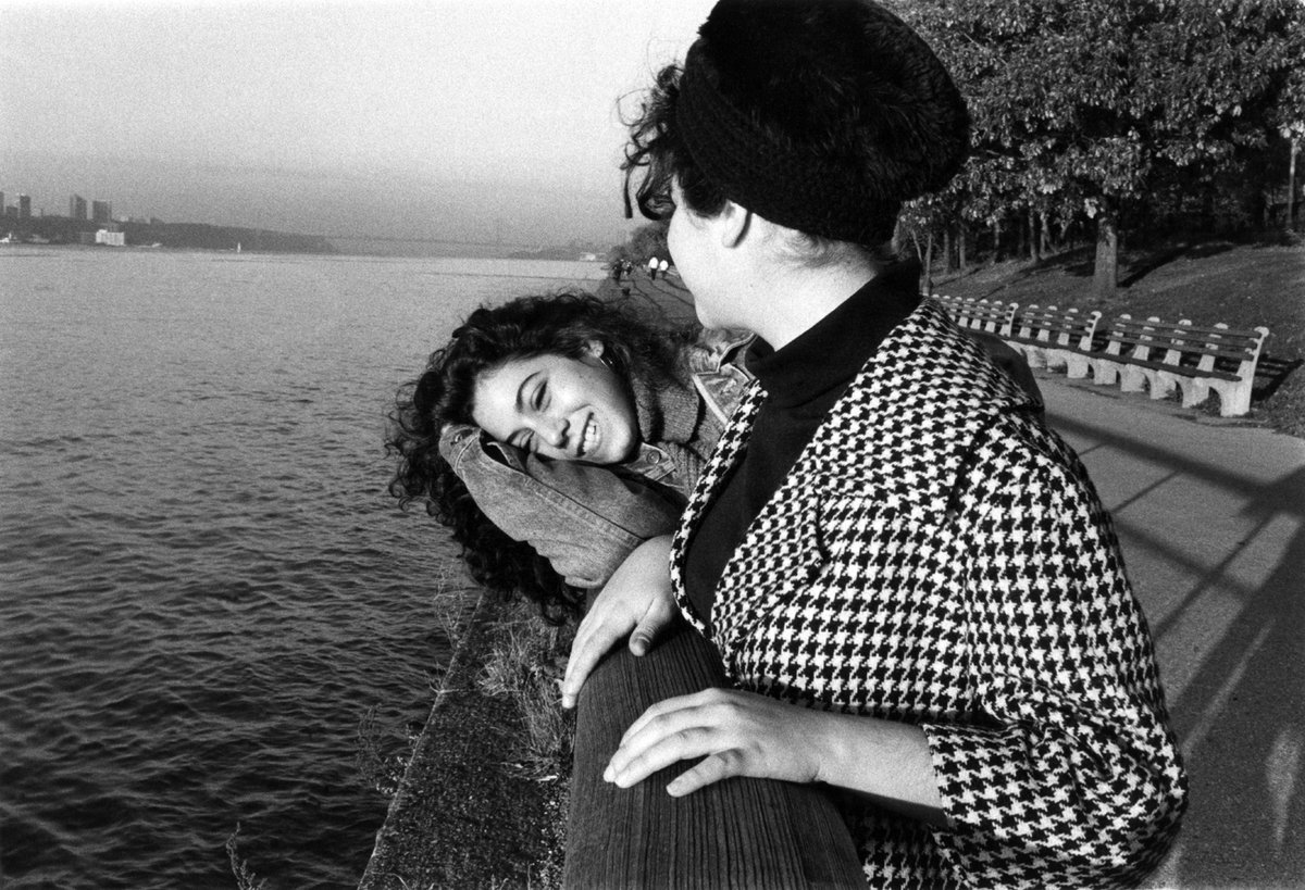 For 30 years, <a href="/kmarshallphoto/">Karen Marshall</a> photographed a group of women living in New York – exploring the intricacies of their friendship from adolescence to adulthood. 

From Kehrer Verlag: bit.ly/3ijTXV8