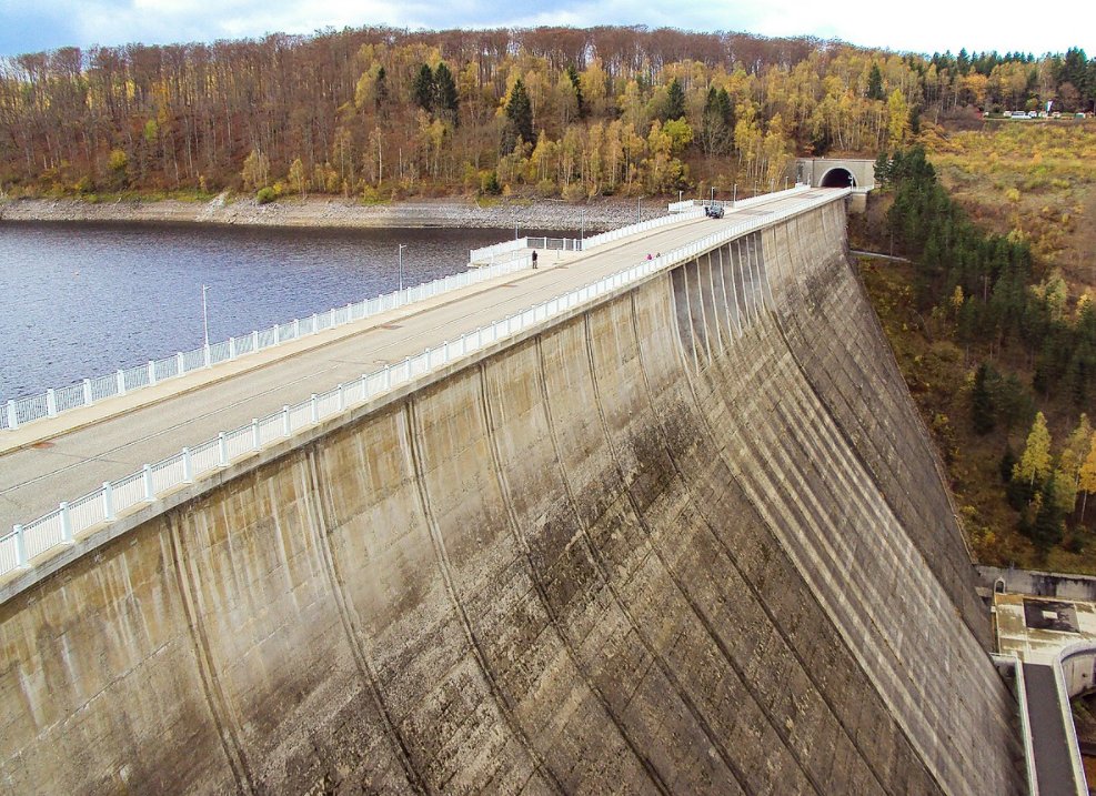 Germany’s “Katrina”: Witnesses Say Officials Left Dams Full To The Brim For Weeks - Even With Heavy Rains In The Forecast...Now Using Climate Change To Cover Up Gross Negligence. notrickszone.com/2021/07/18/ger…