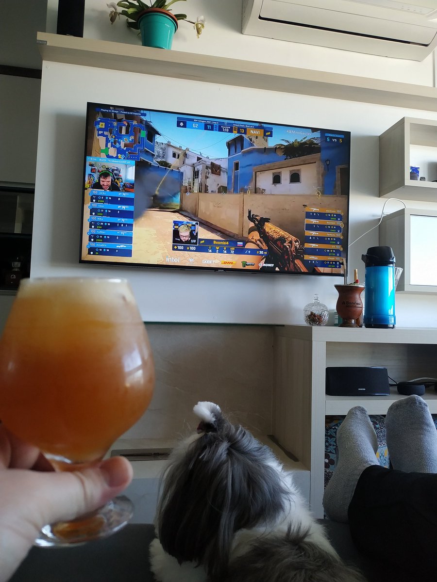 chicosouza's tweet image. esperando acabar esse mapa pra acender o fogo da churrasqueira! #IEMnogaules