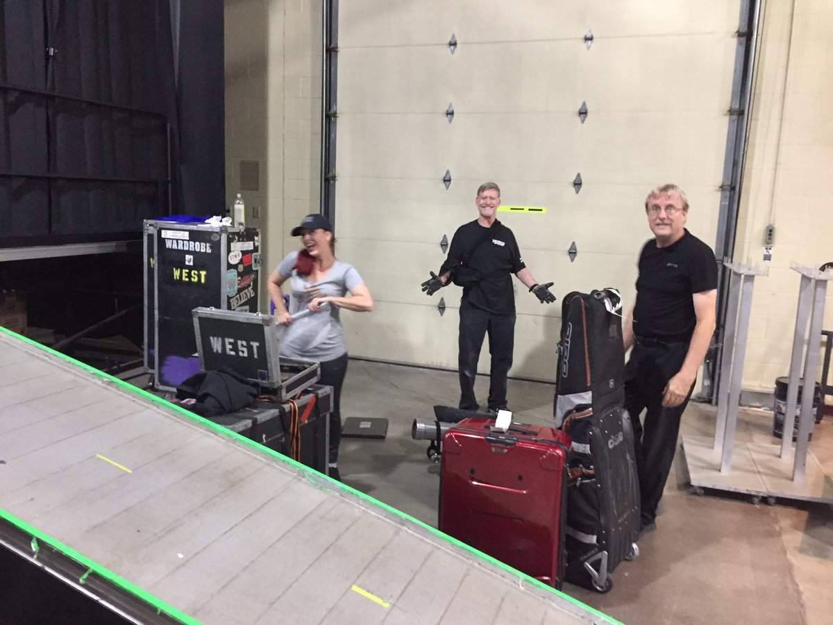 LanceBurtonMM's tweet image. Here are a few photos of the glamorous side of show biz, the load out!

Great time was had by all last night! We managed to remember the show and the audience was fantastic! Thank you @prairieknights