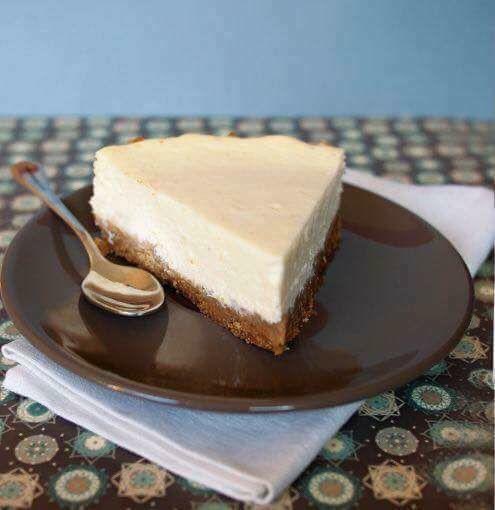 It’s a marriage between the cream and graham cracker crumb that makes the perfect #vegan cheesecake.
