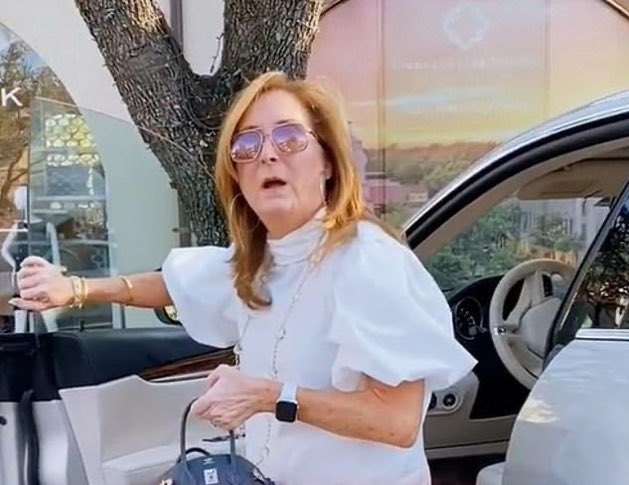 SymphaniSoto's tweet image. Still wanting this for myself. My dream gig.