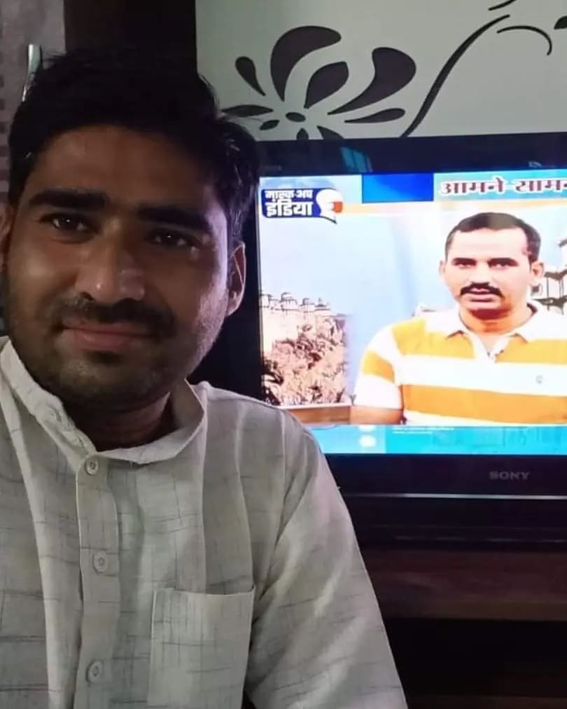 CEOGhazalKhan's tweet photo. Interview of DCCBI's player Brijesh Dwivedi was broadcast on DD Madhya Pradesh today at 2:30 pm, which was seen by the officials and players of the DCCBI.
Very proud of you @brajeshrdwivedi
Thanks to @DDMadhyaPradesh for the wonderful interview.
#DCCBI #supportPwD #Cricket https://t.co/chgHX0k5eY