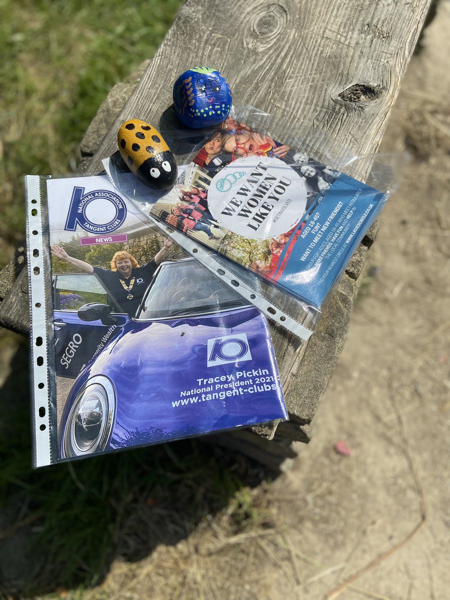 LeedsTangle's tweet photo. Pebble trail complete at the gorgeous East Ardsley Reservoir. #tangentactsofkindness #tangentclubs #tanget #COMMUNITY #localguides @BBCLeeds @LeedsNews @ladiescircleGBI @TangentClubs https://t.co/PdZ5VJZc8z