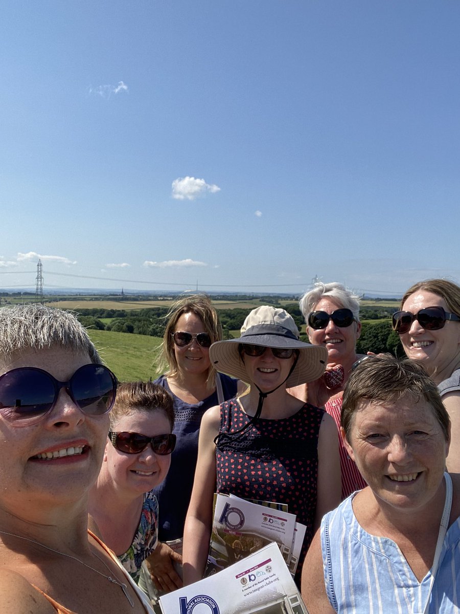 Pebble trail complete at the gorgeous East Ardsley Reservoir. #tangentactsofkindness #tangentclubs #tanget #COMMUNITY #localguides <a href="/BBCLeeds/">BBC Leeds</a> <a href="/LeedsNews/">Yorkshire Evening Post</a> <a href="/ladiescircleGBI/">Ladies Circle GB&I</a> <a href="/TangentClubs/">Tangent Clubs</a>