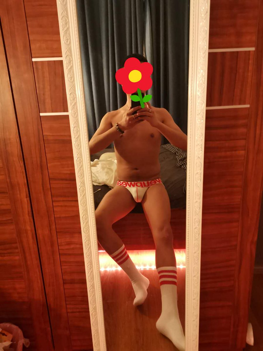 ykhflower's tweet photo. 真能闹谁还没有点青葱岁月和风华正茂 ，我谦虚是为了给你面子，跟小爷比你还不配！ https://t.co/CNbTC9Bqhu
