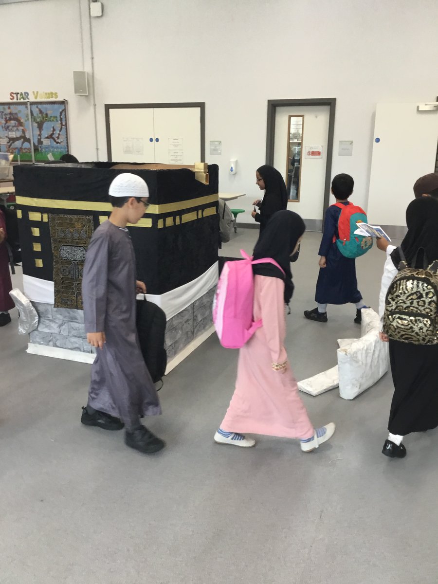 olive__preston's tweet photo. A few more pictures to share. Thank you to our parents for sending in additional resources for the day. #HajjSuperLearningDay #IslamicPilgrimageOfHajj2021 #MakingLearningComeAlive #Ambition #Respect #WeAreSTAR https://t.co/DTLXiIAe1s