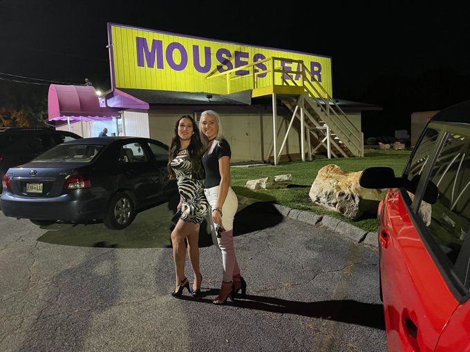 Good night with my girl! #mousesear #stripclub #supportyourstrippers https://t.co/dnRmsN0c7S<a href="/tag/mousesear"class="tags">#mousesear</a><a href="/tag/stripclub"class="tags">#stripclub</a><a href="/tag/supportyourstrippers"class="tags"><span>#supportyourstrippers</span></a>