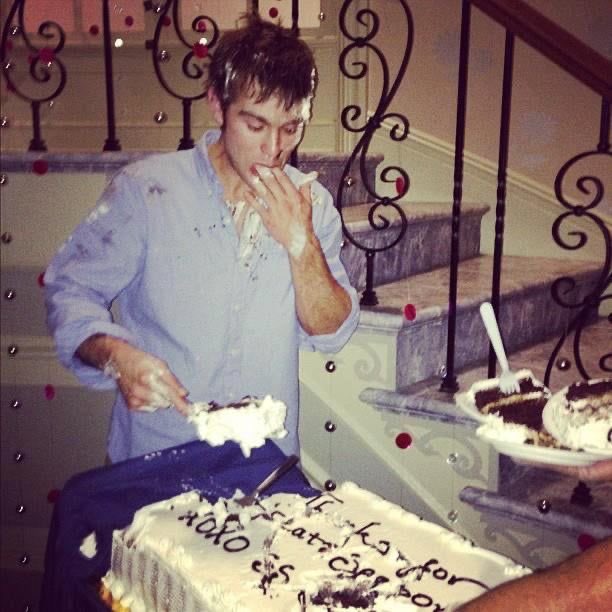 Happy birthday chace crawford, u were hot on gossip girl 