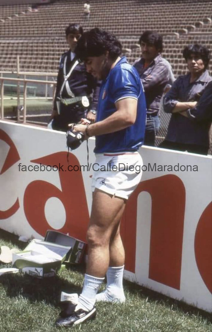 Diego Dal Santo🔟 #ElDi3goEnNúmeros 📔🔟🇦🇷 on Twitter: "Dice #Galindez en "Confesiones del fútbol argentino": #Maradona firmado un contrato por mucha plata con #Puma le mandaba ropa y a