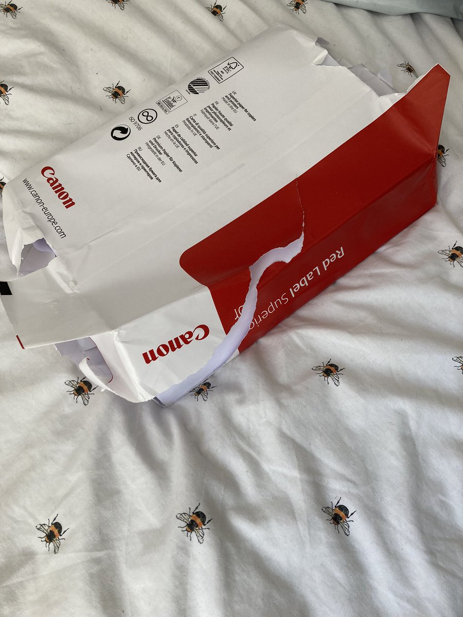 Cheers @curryspcworld - this parcel doesn’t look tampered with at all 😒