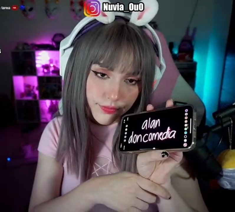 AlanRod03738563's tweet photo. Hace poco @Nuvia_OuO me hizo un zing,desde ese día soy la persona más feliz de el mundo,gracias🙏 https://t.co/U6HHDzo3g9