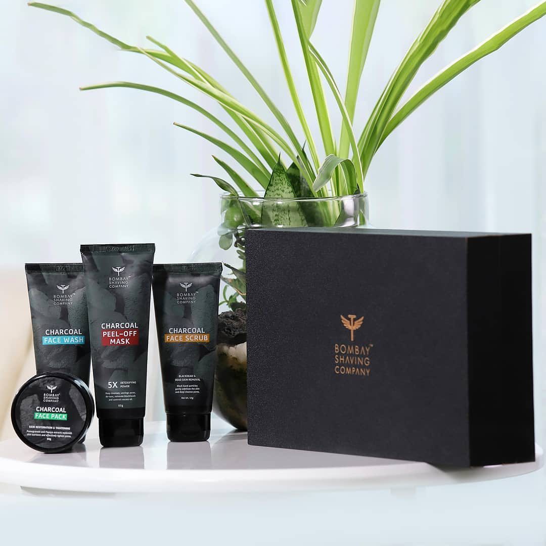 AmazonFashionIn's tweet photo. Plan your detox session and get your favourite products on amazing deals on #MensGroomingFest๐
#TapToShop now!!
#AmazonBeauty #AmazonBeautyExpert #Beauty #Skincare #SkincareJunkies #CleanSkin #ClearSkinHappySkin #ProtectedSkin #MensGroomingFest https://t.co/Ell4nG7YGC