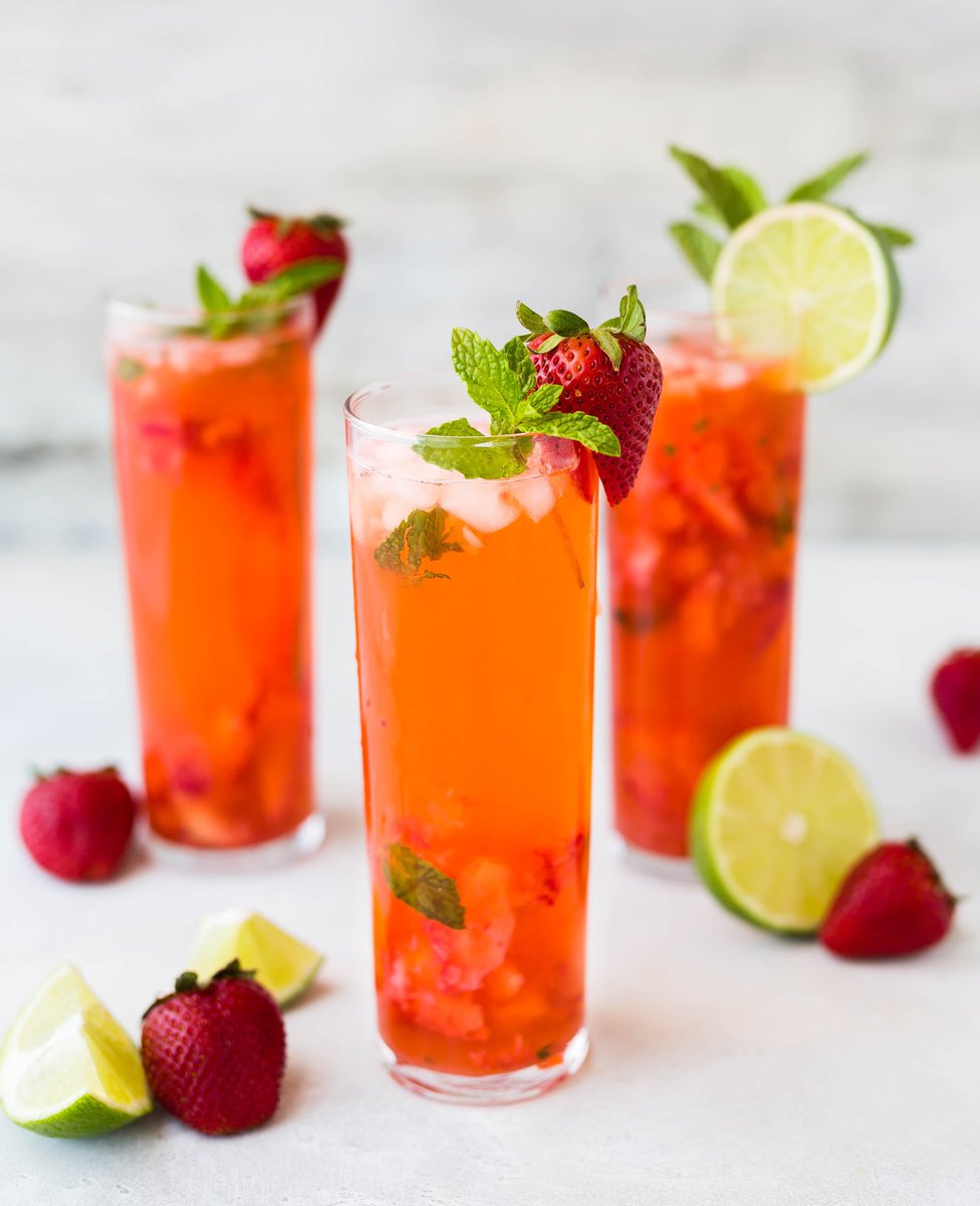 apinchofsaltbd's tweet photo. Strawbeey mojito cocktail.Justt yumm
https://t.co/HTTb7B9fy5
https://t.co/qdsh3uJETq
#mojitomocktail
#summerdrinks
#strawberry https://t.co/A7cBzWv2EE