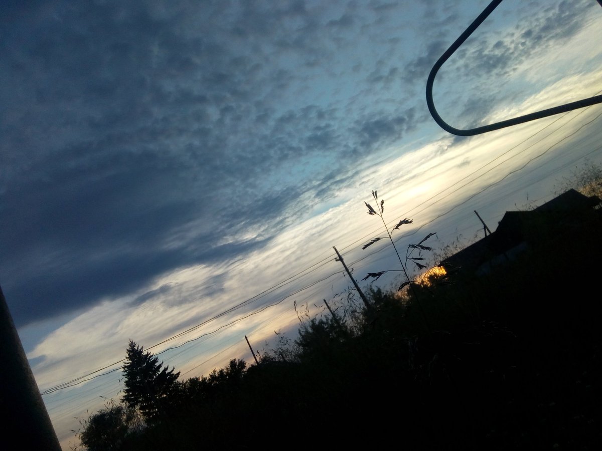 werpassss's tweet photo. #небо #фото #sky https://t.co/7VoRpe2kRL