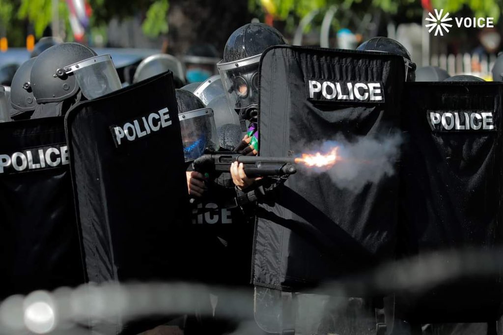 ฟิฟทีน tweet media