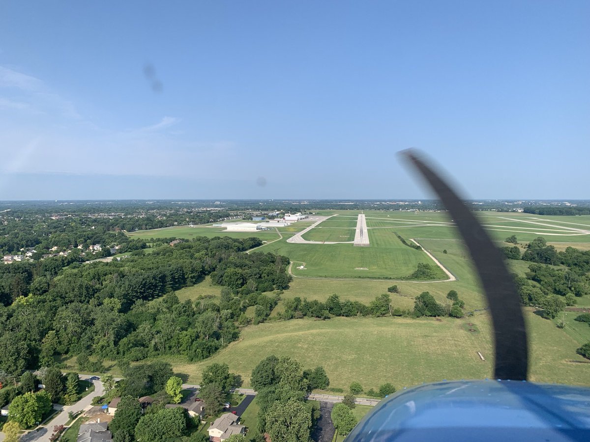 OSU_Aviator's tweet image. Beautiful morning for flying in the Capital city @OSU_Airport.