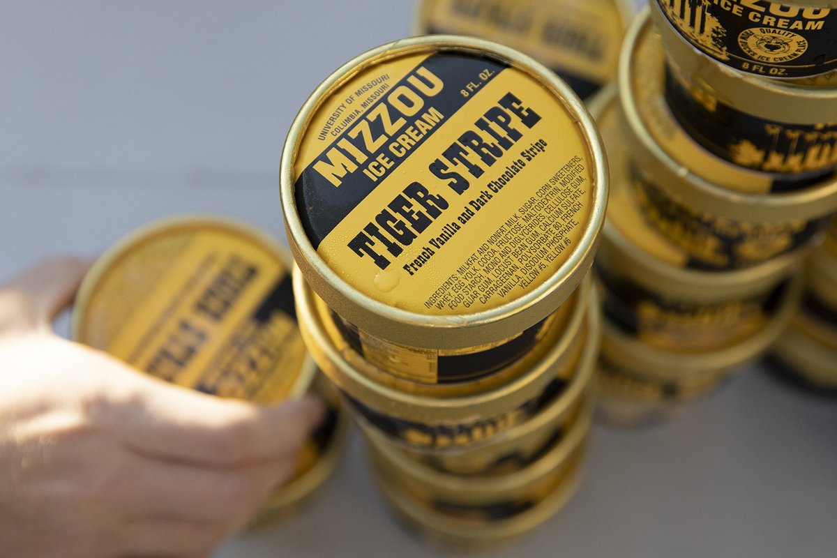 MizzouAlumni's tweet photo. Are you a fan of Tiger Stripe ice cream? Thank Professor Wendell Arbuckle (MA '37, PhD '40), also known as Mr. Ice Cream! As a grad student, he delved into the science of ice cream textures, eventually becoming a consultant for Baskin Robbins. https://t.co/iHFzNmSgdv