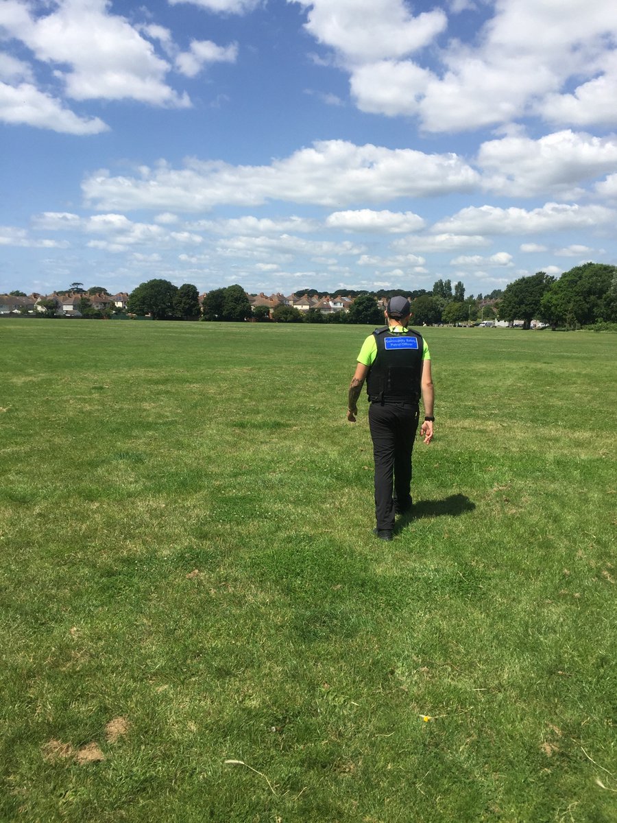 PatrolOfficers's tweet image. A very hot and busy week for the CSAS officers. We are continuing to patrol hot spot areas and deal with any ASB. We assisted police with a dog left in a car this week, luckily the dog was ok, please do not leave your pets in cars in this heat. Enjoy the weather and stay safe.