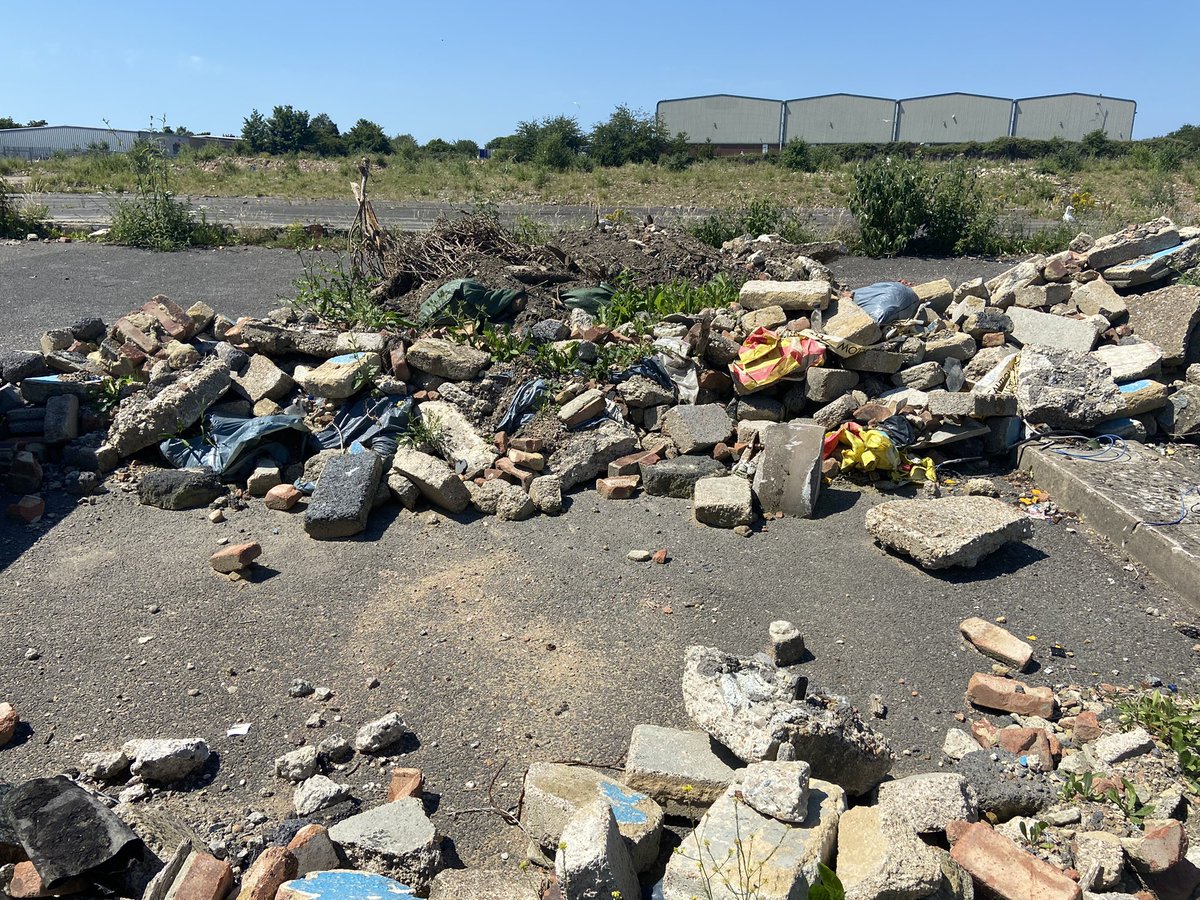 LittleJohn_RC's tweet photo. The old Silver Springs Mineral Water Company site where I used to work many years ago. Now nothing left on the 9.39 acre site where this Ginger Beer bottle originally came from that ended up in a Victorian bottle tip almost 20 miles away hidden in a wood. Glad I saved it 👍 https://t.co/u4Ezxo2fZI