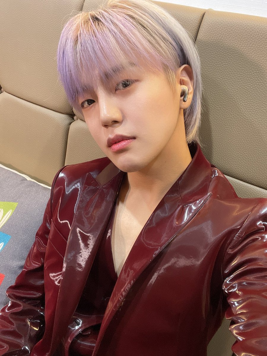 aceturkey7's tweet photo. @official_ACE7 [🇹🇷/210718] #ACE_TWT
[#ACE_DONGHUN]

Kahküllerimi kestim😎

#초이스 #에이스 #CHOCE #ACE https://t.co/FJ3SoImUk4