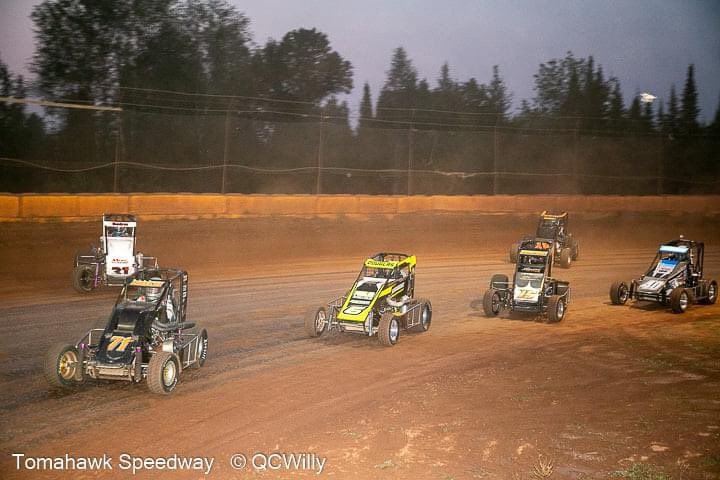 LnbRacing's tweet photo. Was moving forward last night before having a run in with the fence. Thanks @BMARAFan and Tomahawk Speedway. Also thanks QC Willy for@the great shots. https://t.co/BgdQBLouXj