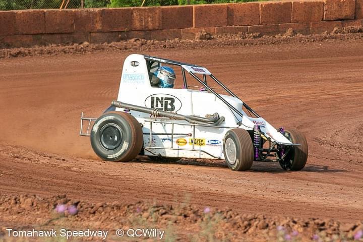 LnbRacing's tweet photo. Was moving forward last night before having a run in with the fence. Thanks @BMARAFan and Tomahawk Speedway. Also thanks QC Willy for@the great shots. https://t.co/BgdQBLouXj