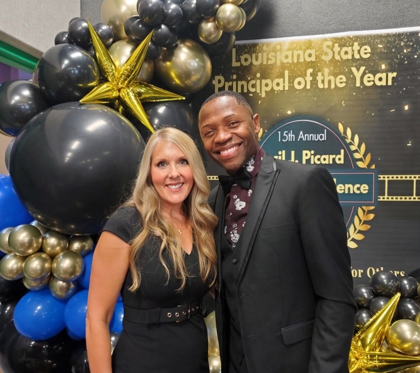 As the District 1 <a href="/LAPspeaks/">PrincipalsLAP</a> executive board member, I had the privilege of surprising our 2022 Louisiana State Principal of the Year during his announcement and watch party Friday night!  So proud to see north LA making our mark!  Congratulations, Marco French! 🎉 @mdfrench01
