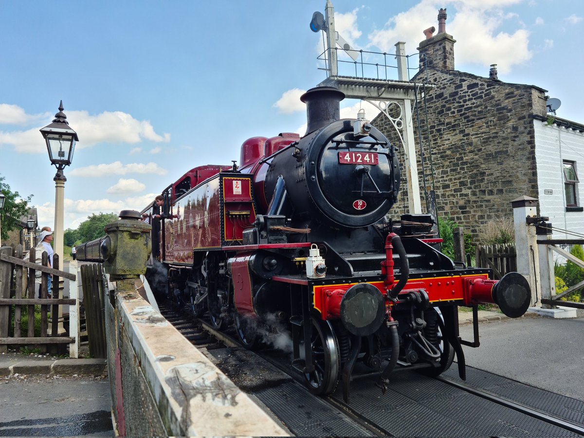 rdnewsham's tweet photo. @WorthValley #kwvr #ivatt #41241 sat at #Oakworth station waiting departure. https://t.co/yezqcULz9V