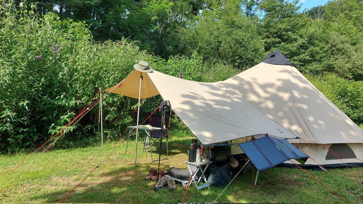 #kampeergeluk 💚 op natuurkampeerterrein le Moulin de Liort 🌳🦉🦋🥕 <a href="/HetGroeneBoekje/">Natuurkampeerterreinen</a> @horselenberg