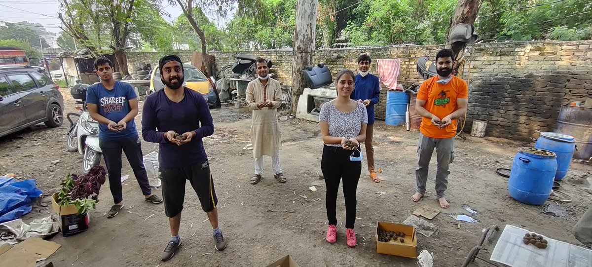 disha_jammu's tweet photo. Disha Volunteers Organisation today prepared 300 seed balls of native species like Sisam, Khair, Cheer, Gulmohar and Bamboo to increase the forest cover of Jammu. They will be thrown in Jammu hilly areas. @manojsinha_ @hello_anshul @GauravGuptaJK @CMGuptaOfficial @UNEP  @SUR3294 https://t.co/ohdIAmu0xL