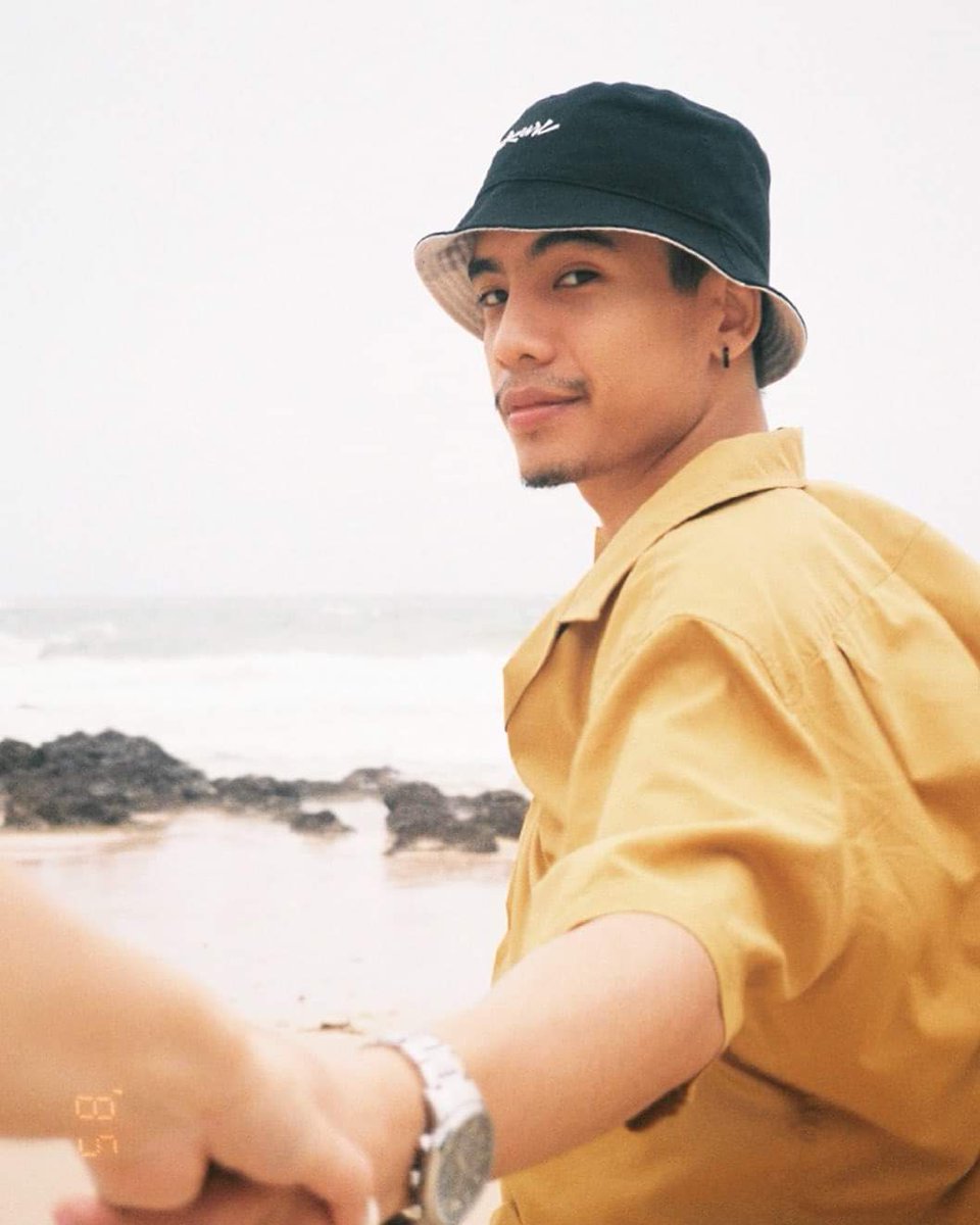 common_zg's tweet image. แจ็ค กิตติศักดิ์ ดารา call out ที่กล้าแตะเรื่องกษัตริย์ 👏👏  มาช่วยสนับสนุนกันค่ะ
ผลงานที่ผ่านมา เช่น Home ความรัก ความสุข ความทรงจำ, เกรียนฟิคชั่น, เคว้ง
#ม็อบ18กรกฎา #ล้มราชวงศ์จักรี #กษัตริย์มีไว้ทําไม