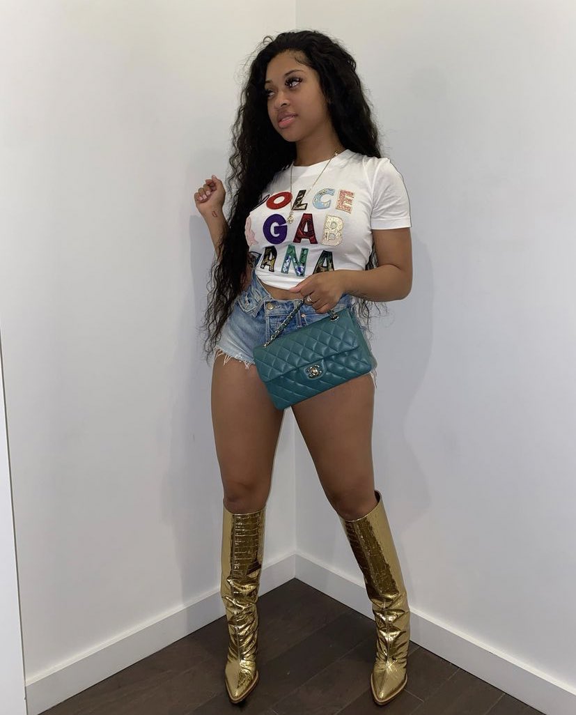 indiaroyaleszn's tweet photo. she so fire to me don’t care https://t.co/PqKuGrUQ2j