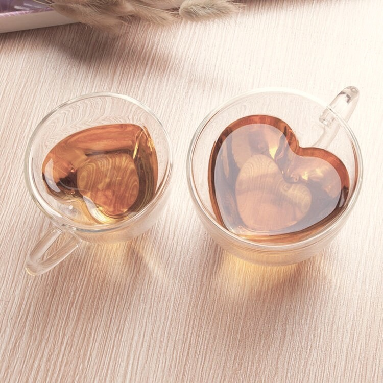 lavieestbelIe's tweet photo. Heart shaped cups of tea https://t.co/VgQTpv8W6n
